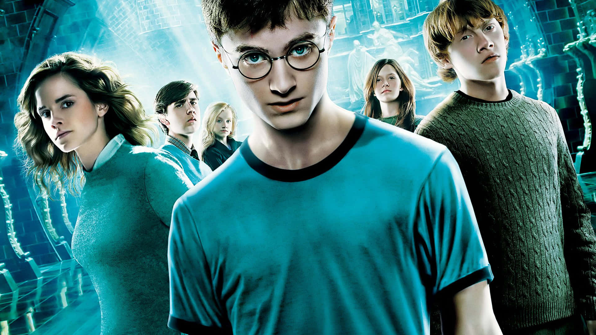 Paisajemágico De Harry Potter: El Expreso De Hogwarts Moviéndose A Través Del Escenario. Fondo de pantalla