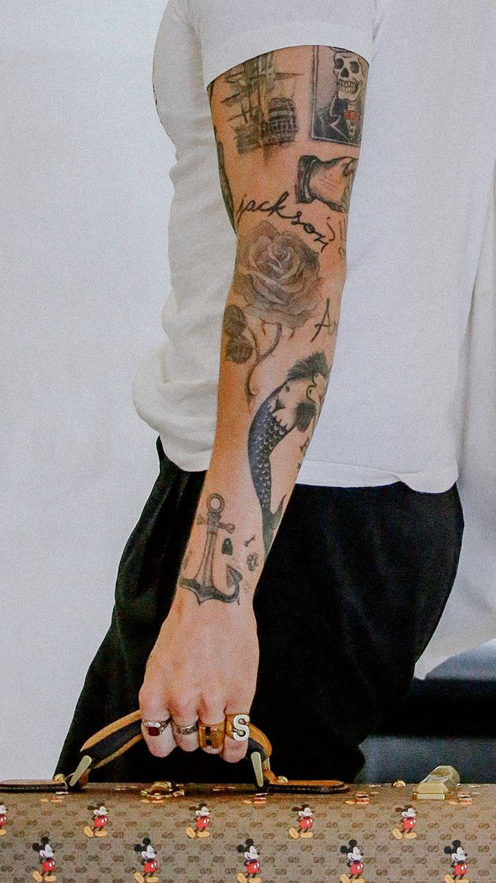Harry Styles Arm Tattoos Wallpaper
