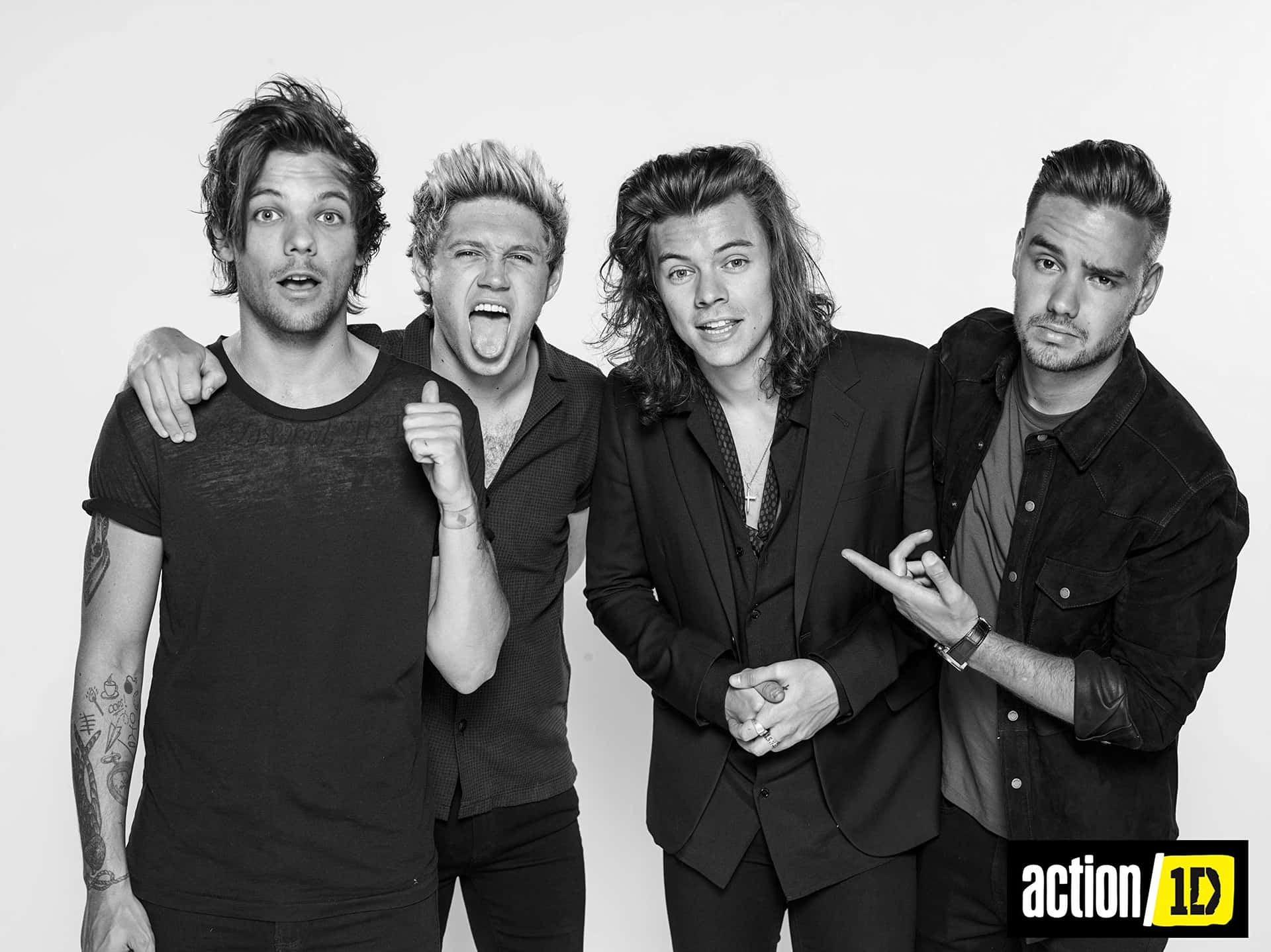 One Direction With Harry Styles Black And White Wallpaper
