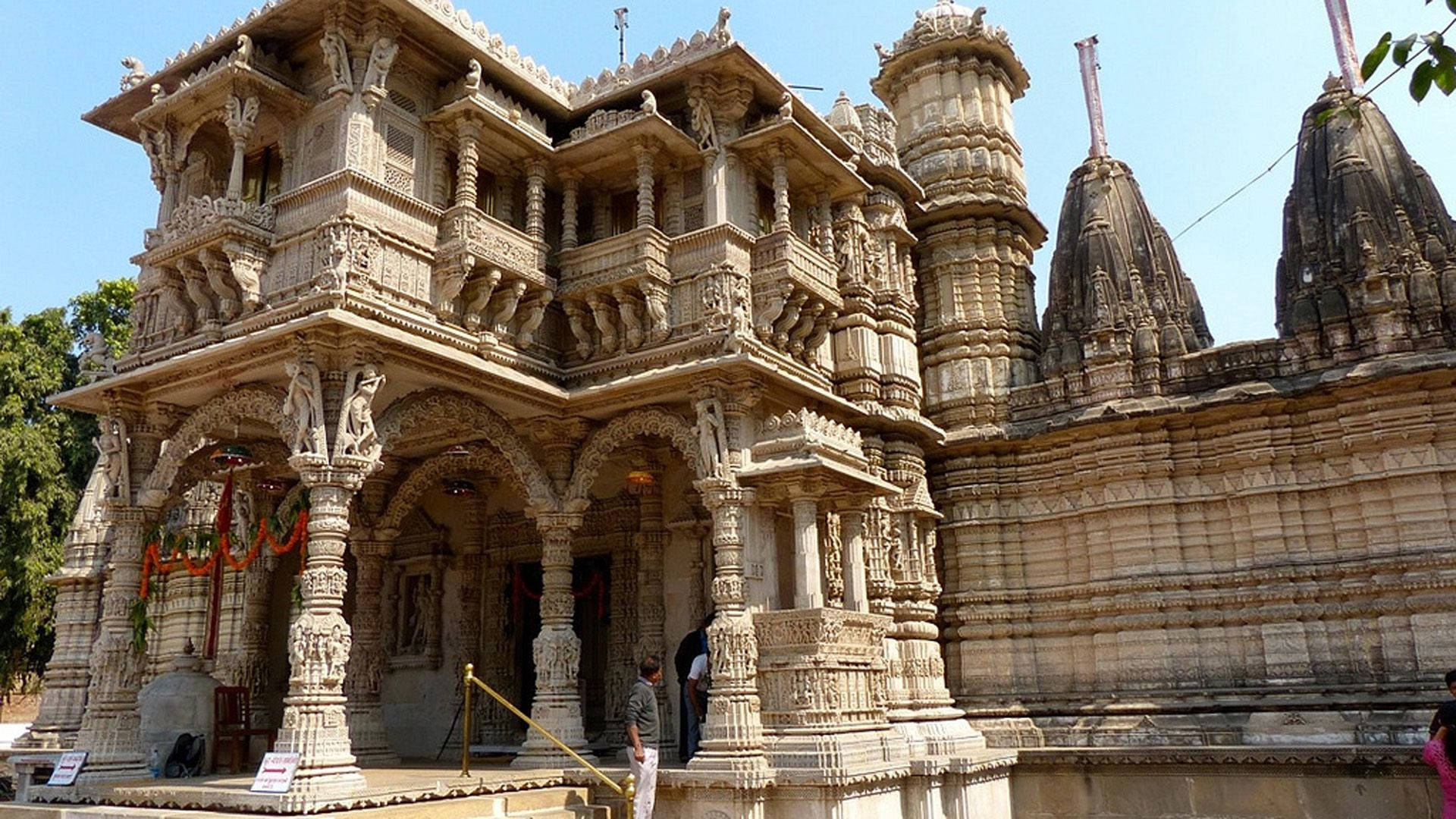 Hathisinghjain Temple Ahmedabad Fondo de pantalla