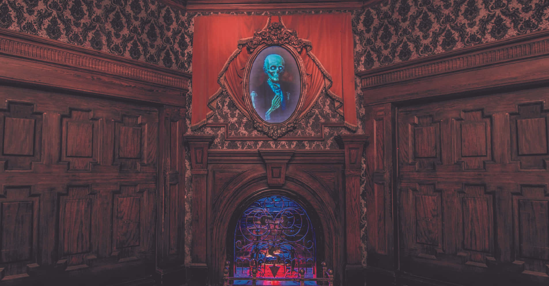 Enter the world of Haunted Mansion and explore its spooky secrets!