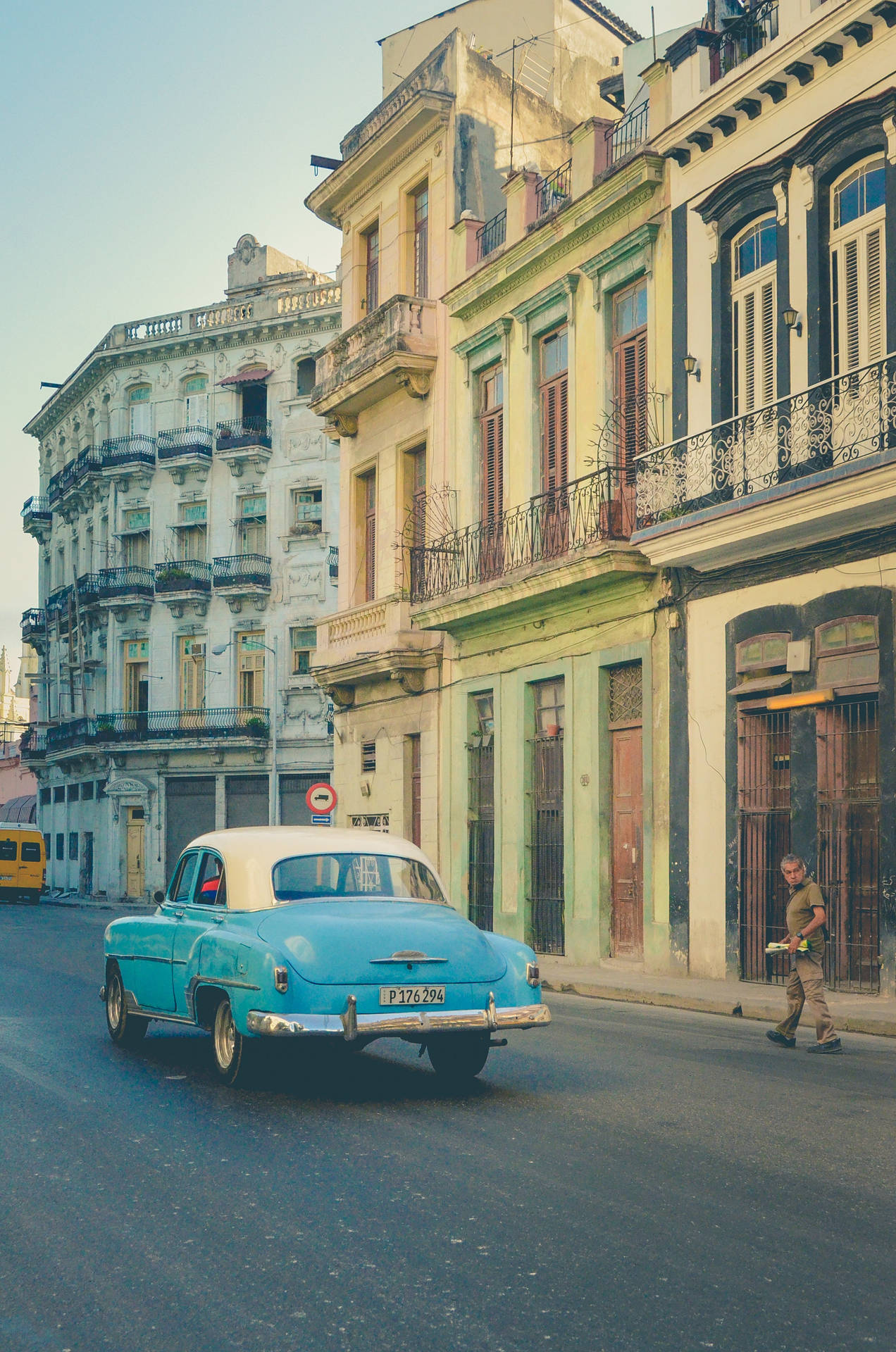 Havannahintergrund-blauer Wagen Wallpaper
