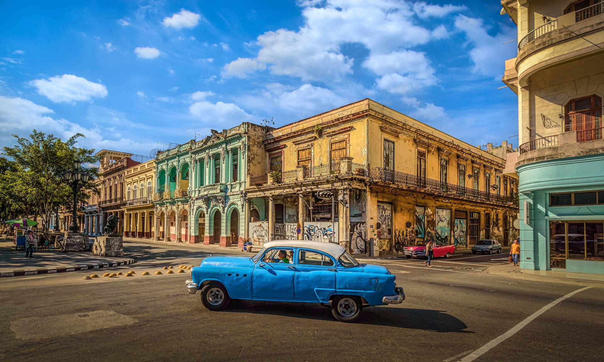 Havana Blue Car Turning Left Wallpaper