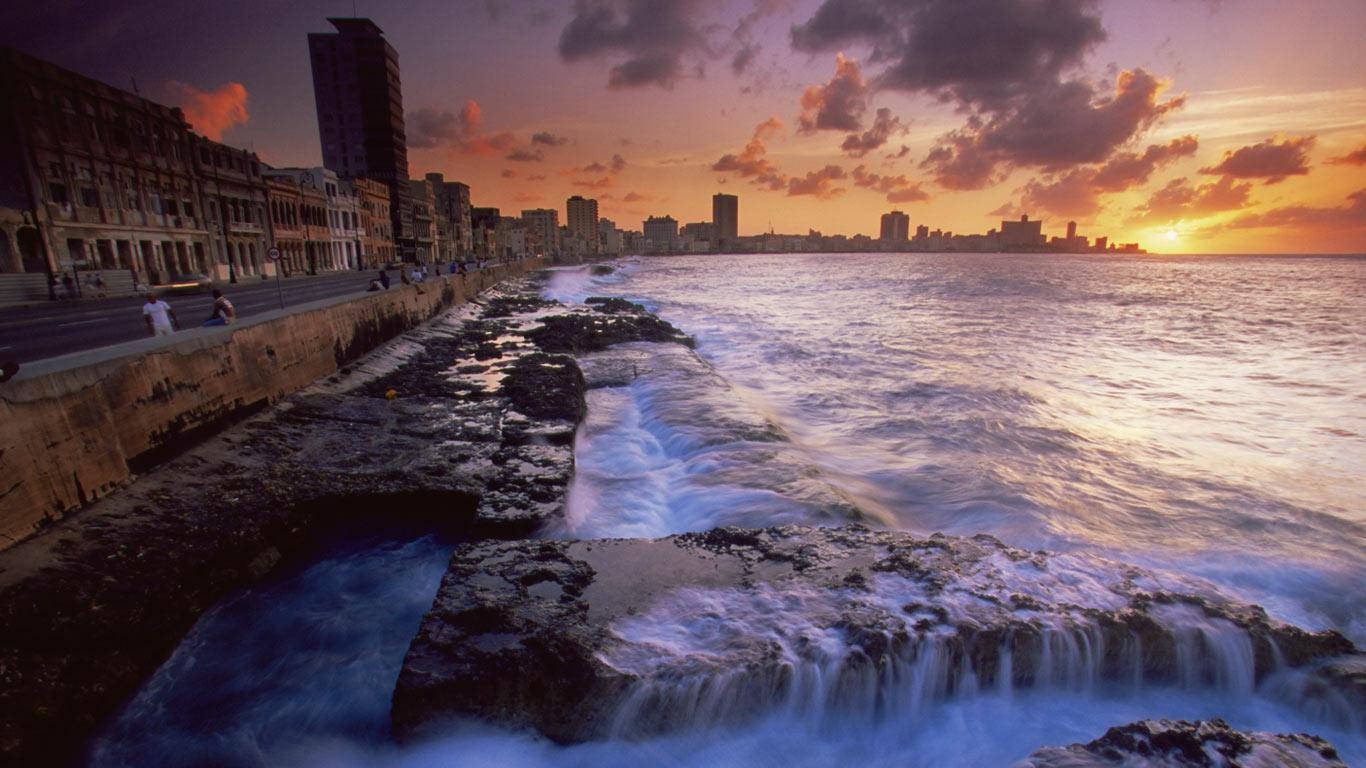 Atardeceren El Malecón De La Habana Fondo de pantalla