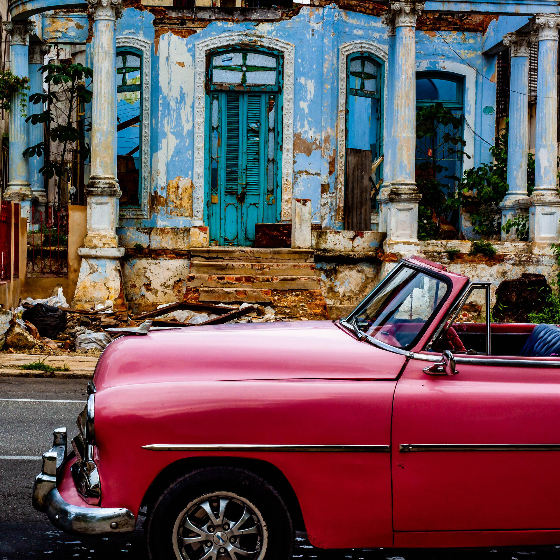 Havana Pink Car Open Top Wallpaper