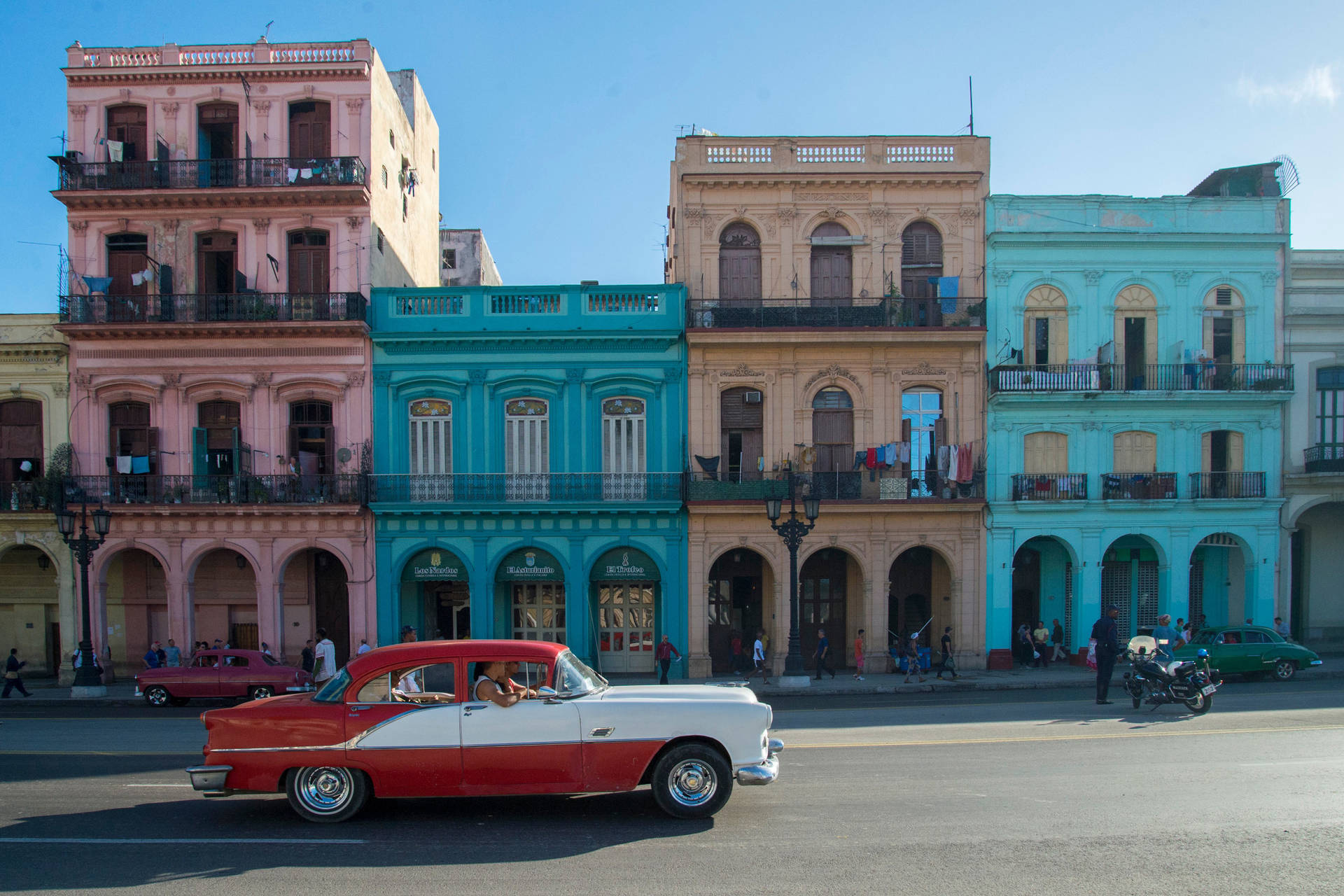 Havana Red White Car Wallpaper