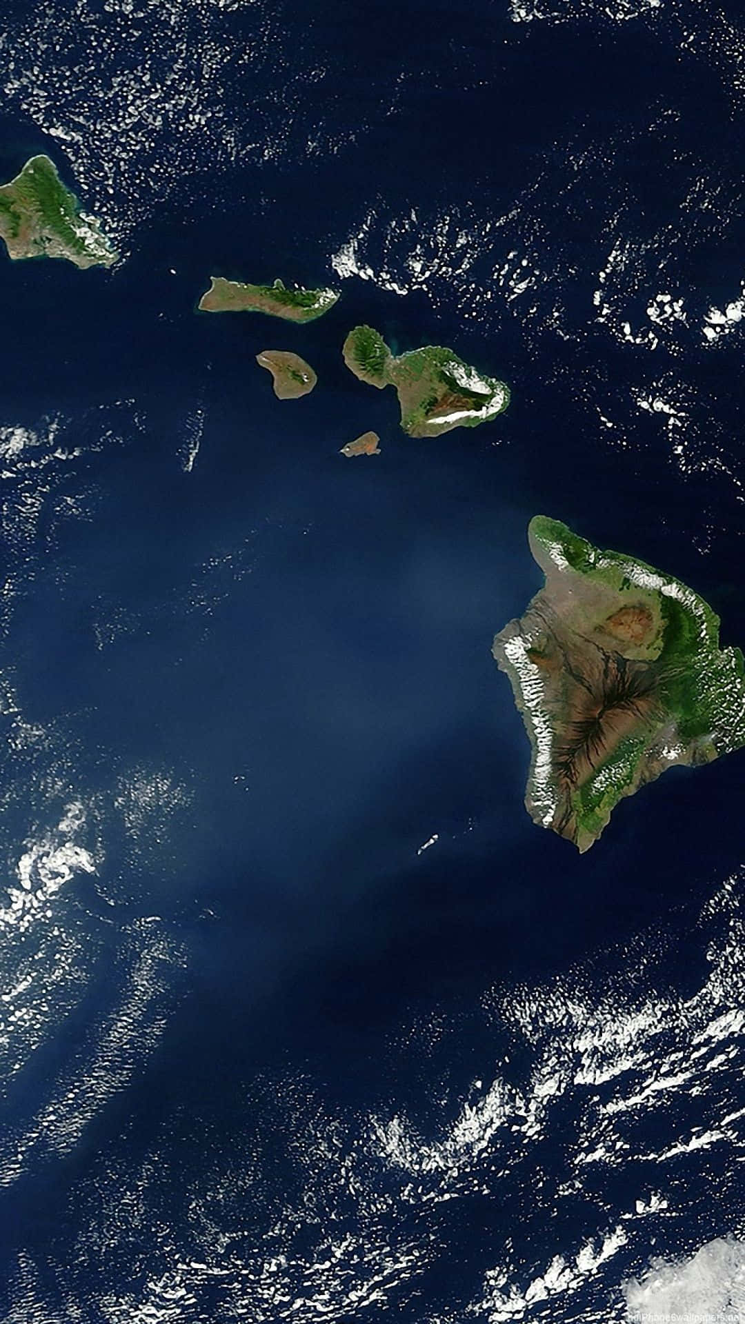 Slap af og slap af i Hawaii med din Iphone Wallpaper
