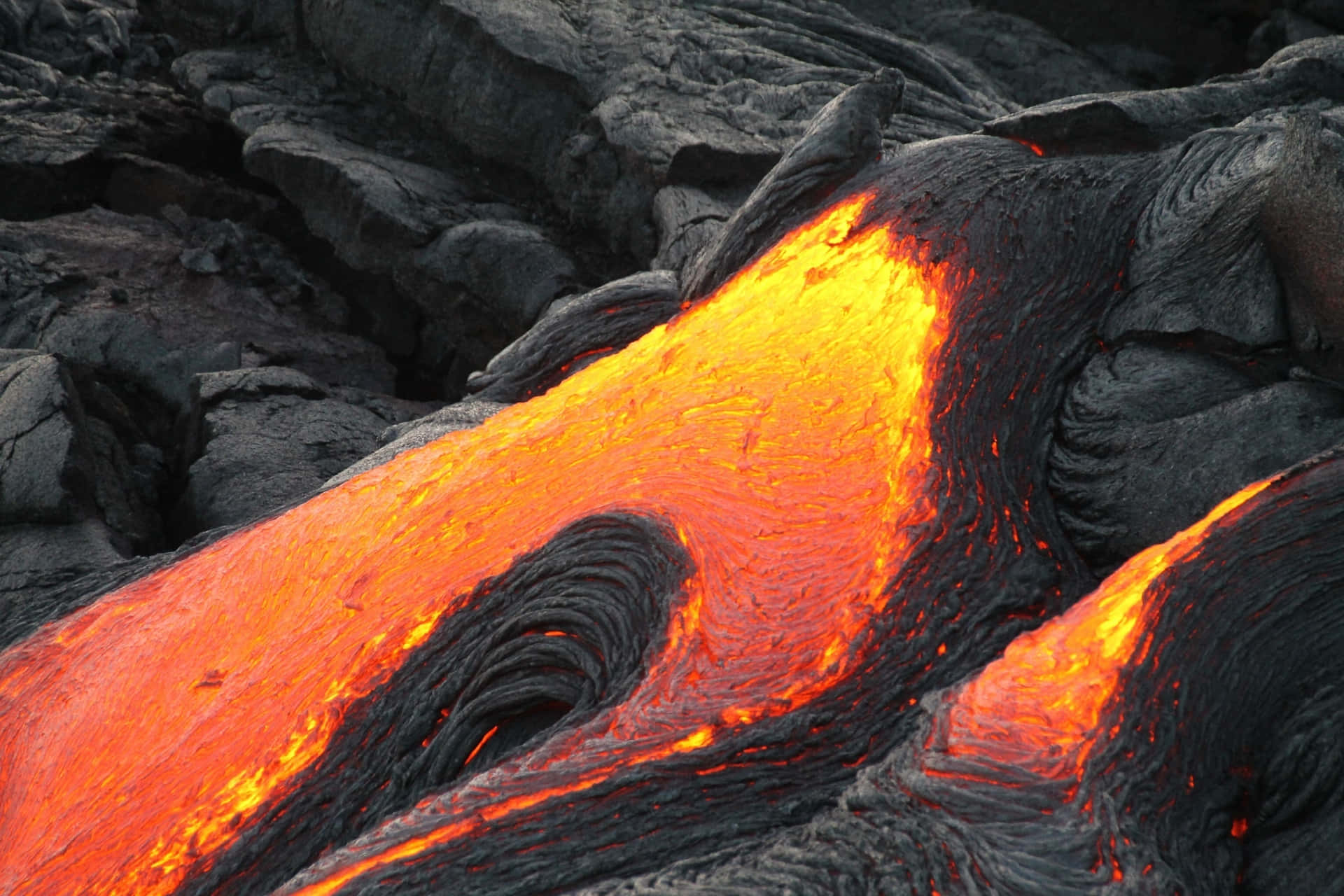 Hawaii Volcanoes National Park brændende lavastrøm tapet Wallpaper