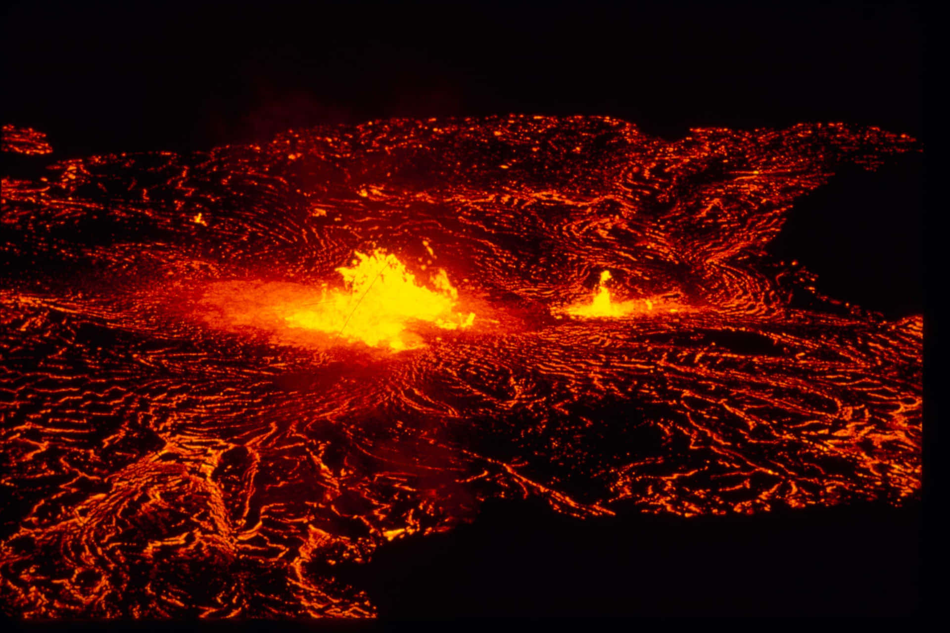 Parquenacional De Los Volcanes De Hawái: Mar De Lava Fondo de pantalla