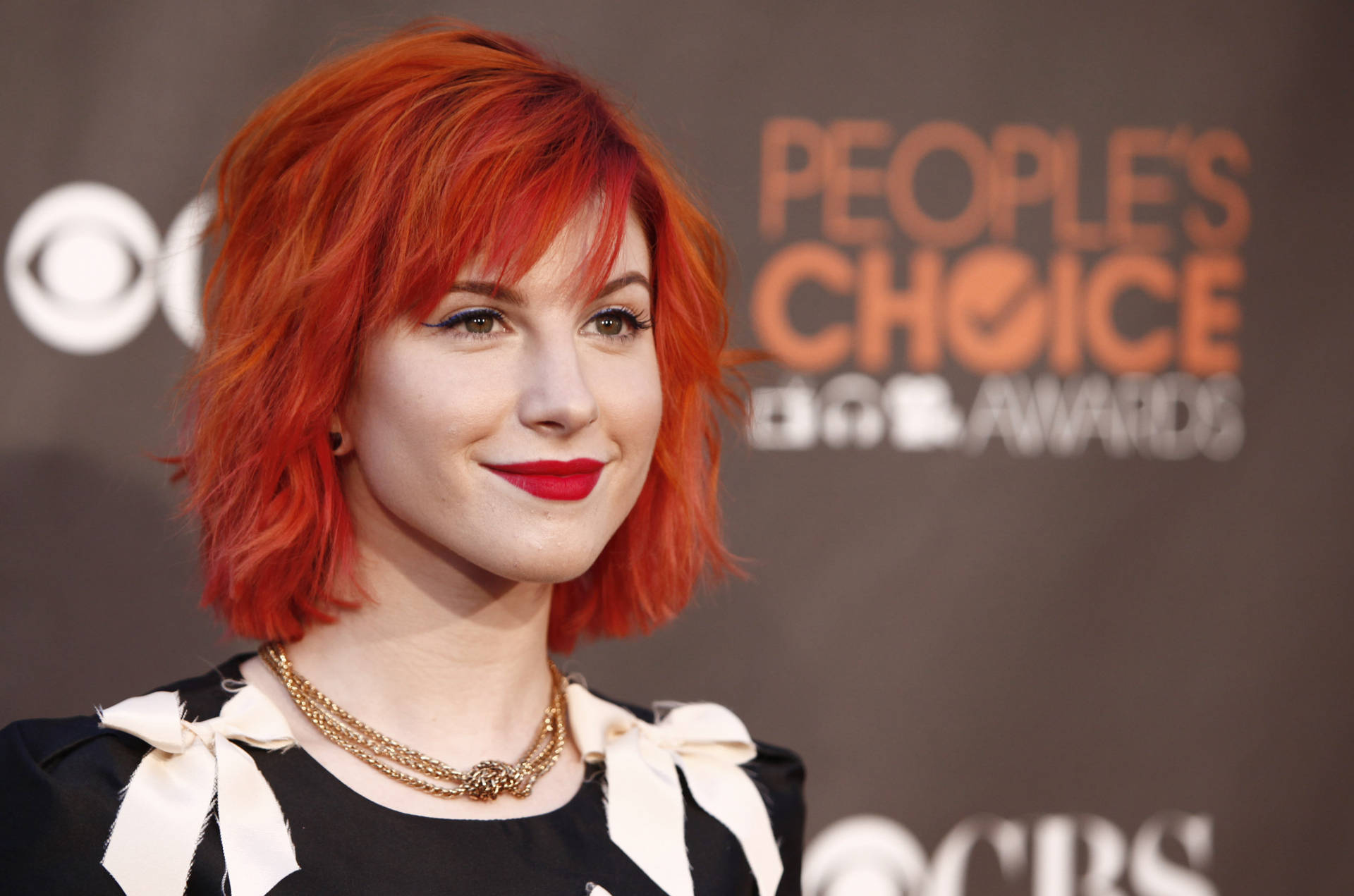 Hayley Williams People's Choice Awards Background
