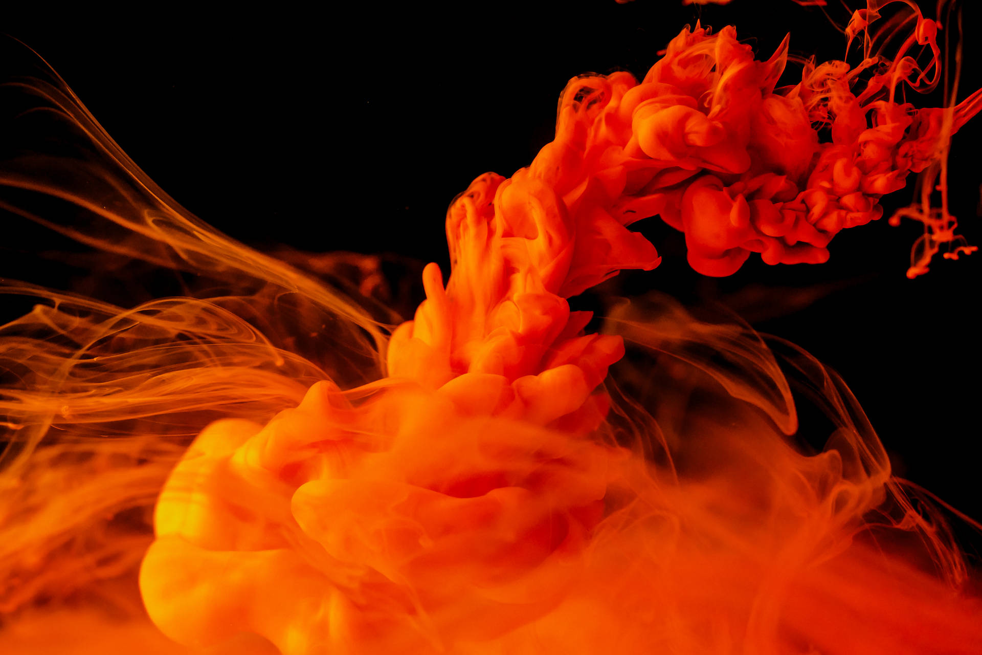 Explosiónde Humo Abstracta En Rojo De Alta Definición. Fondo de pantalla