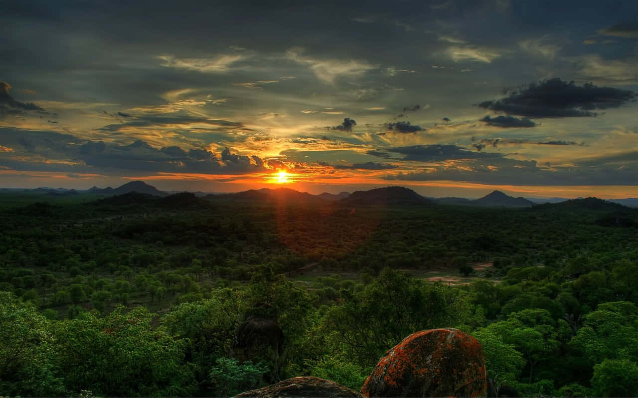 Solnedgångenfrån Sydafrikas Berg I Hd - Afrikanskt Bakgrundsbild.