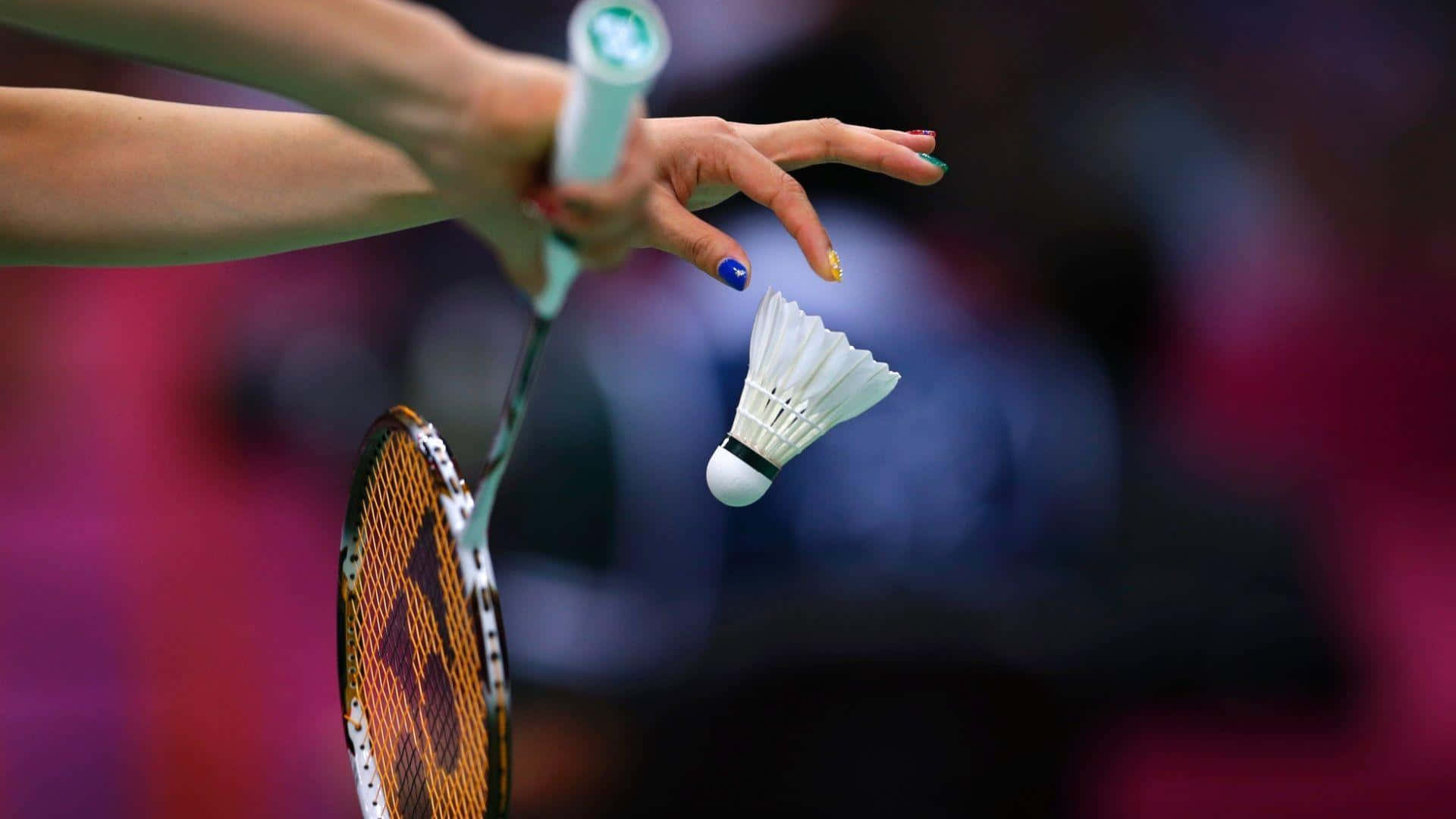 Unmomento Di Concentrazione Per Un Giocatore Di Badminton.