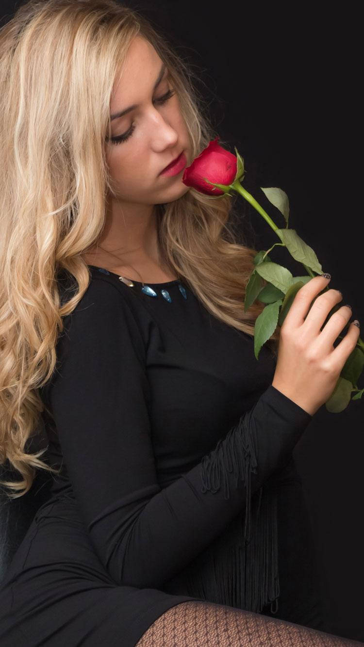 Hd Girl With A Rose