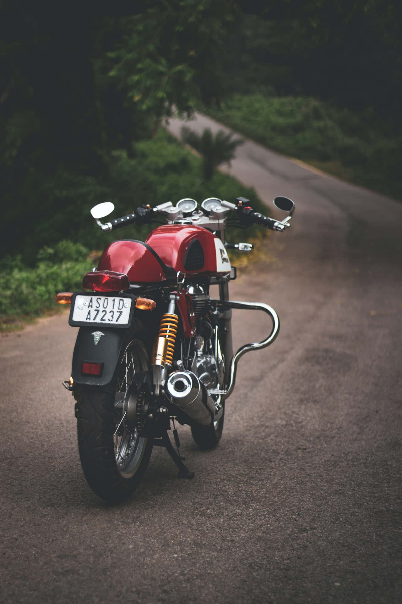 Cruising Ind I Weekenden på en Vintage HD Motorcykel Wallpaper