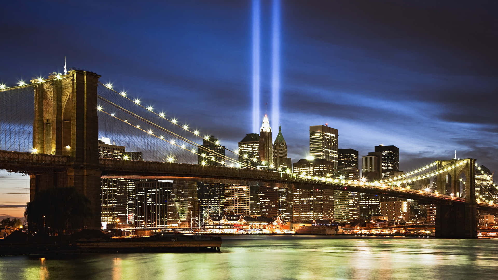 Sfondogiallo Illuminato Del Ponte Di Manhattan In Hd A New York