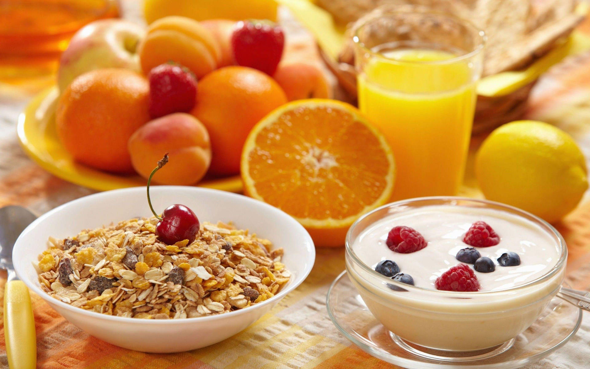 Healthy Breakfast With Orange Juice Wallpaper