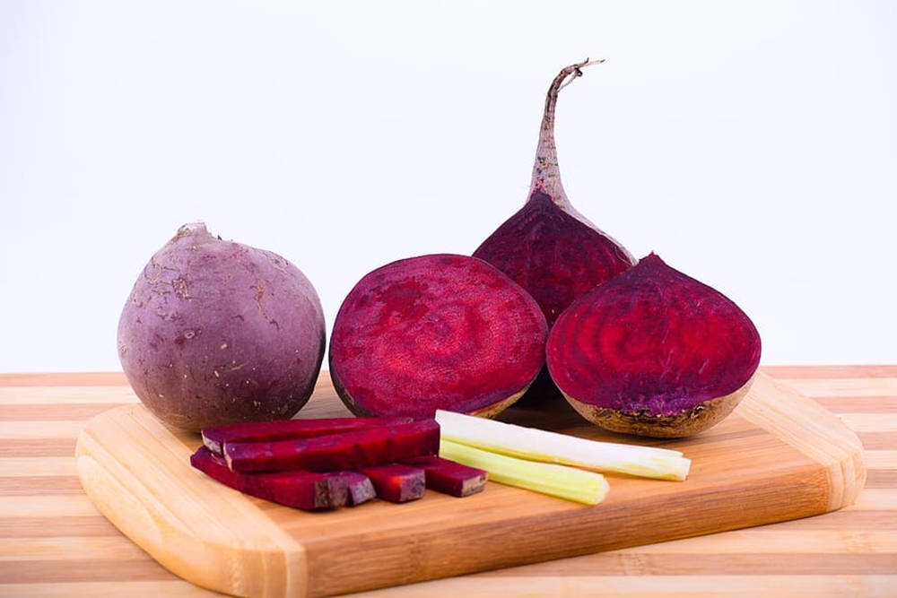 Healthy Vegetable Beetroot With Sliced Pieces Wallpaper