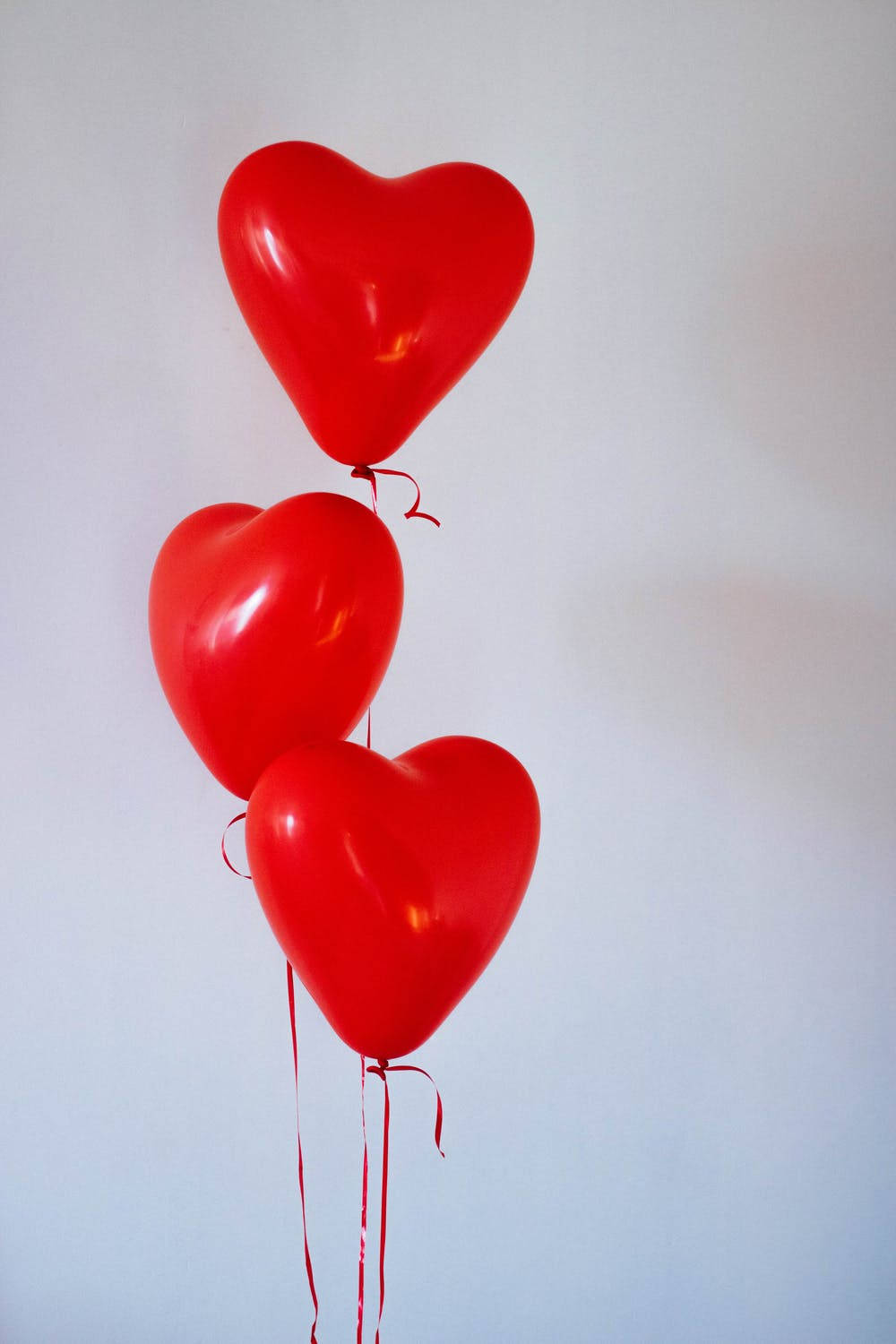 Heart Aesthetic Red Balloons Wallpaper