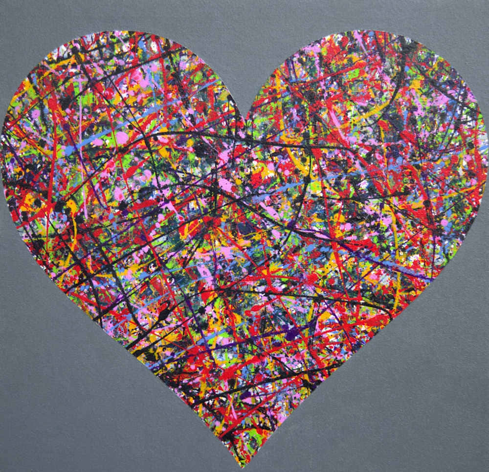 A vibrant expression of love - Heart Art Wallpaper