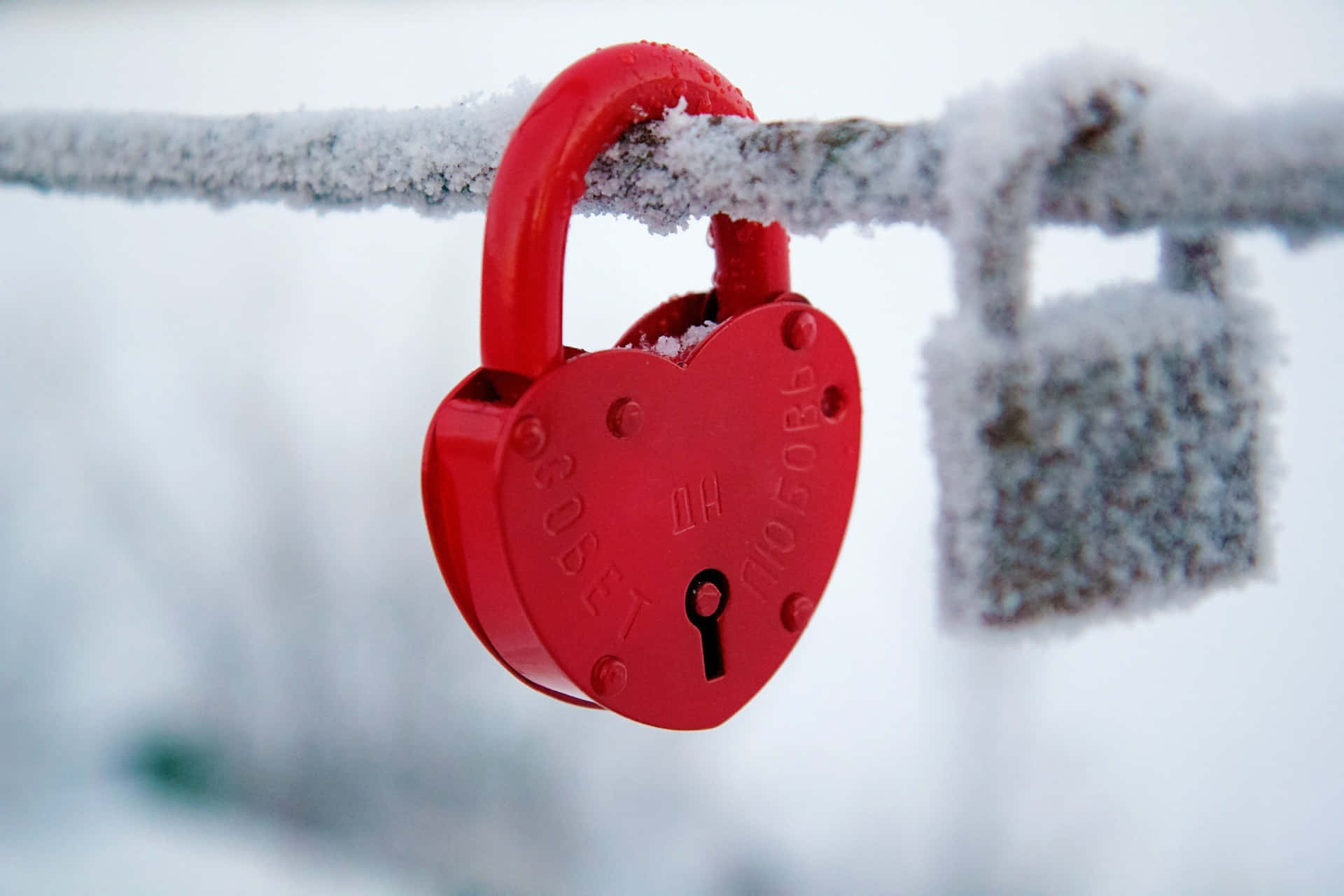 Red Heart Lock Background