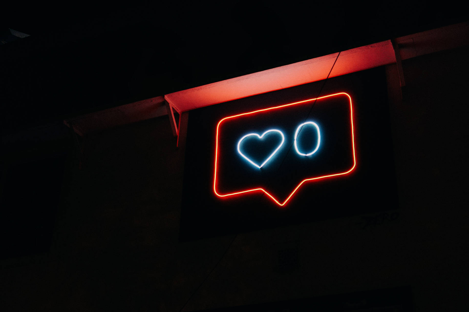 Heart Led Neon Sign Wallpaper