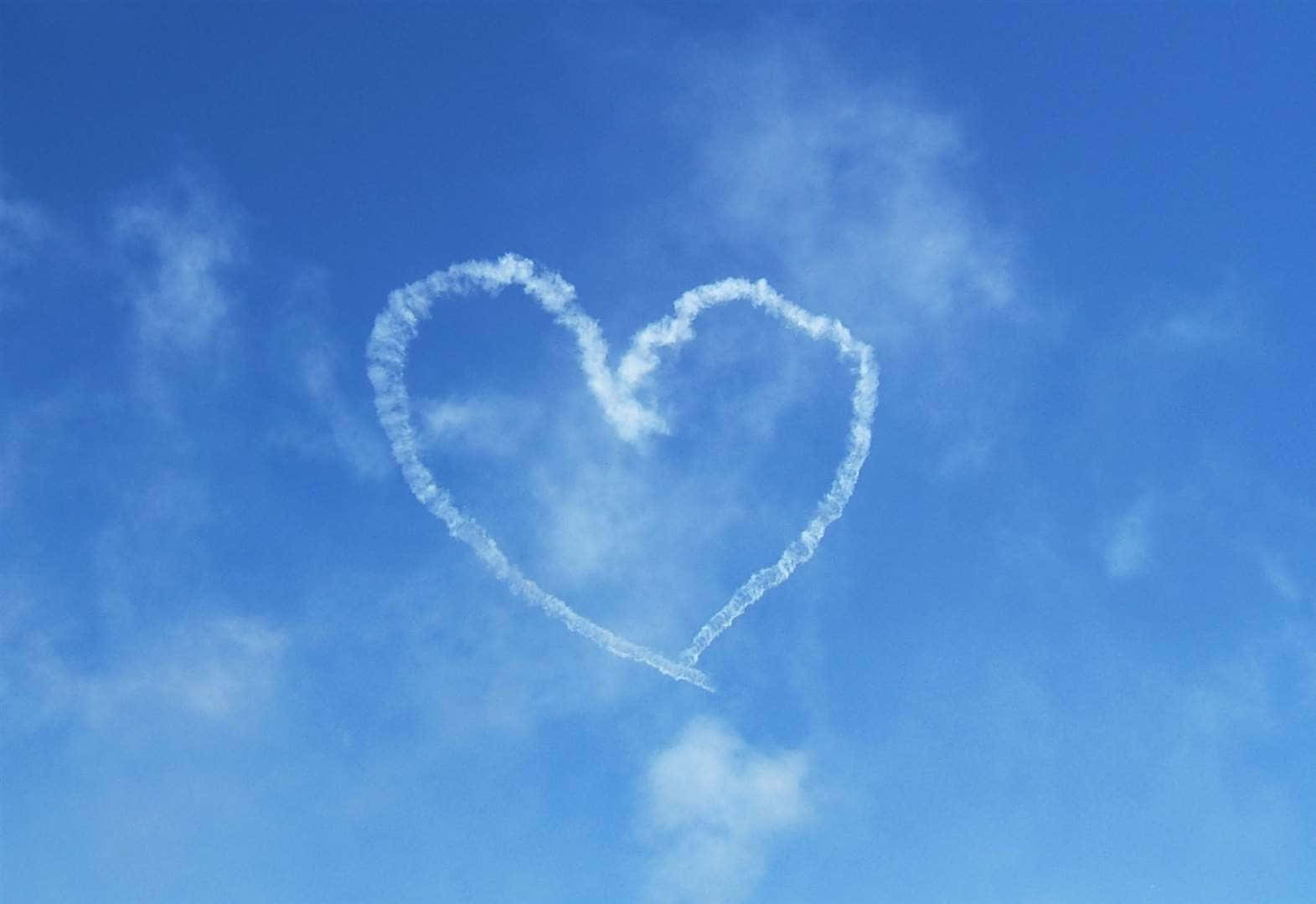 Heart Shaped Cloud Formation Sky Wallpaper