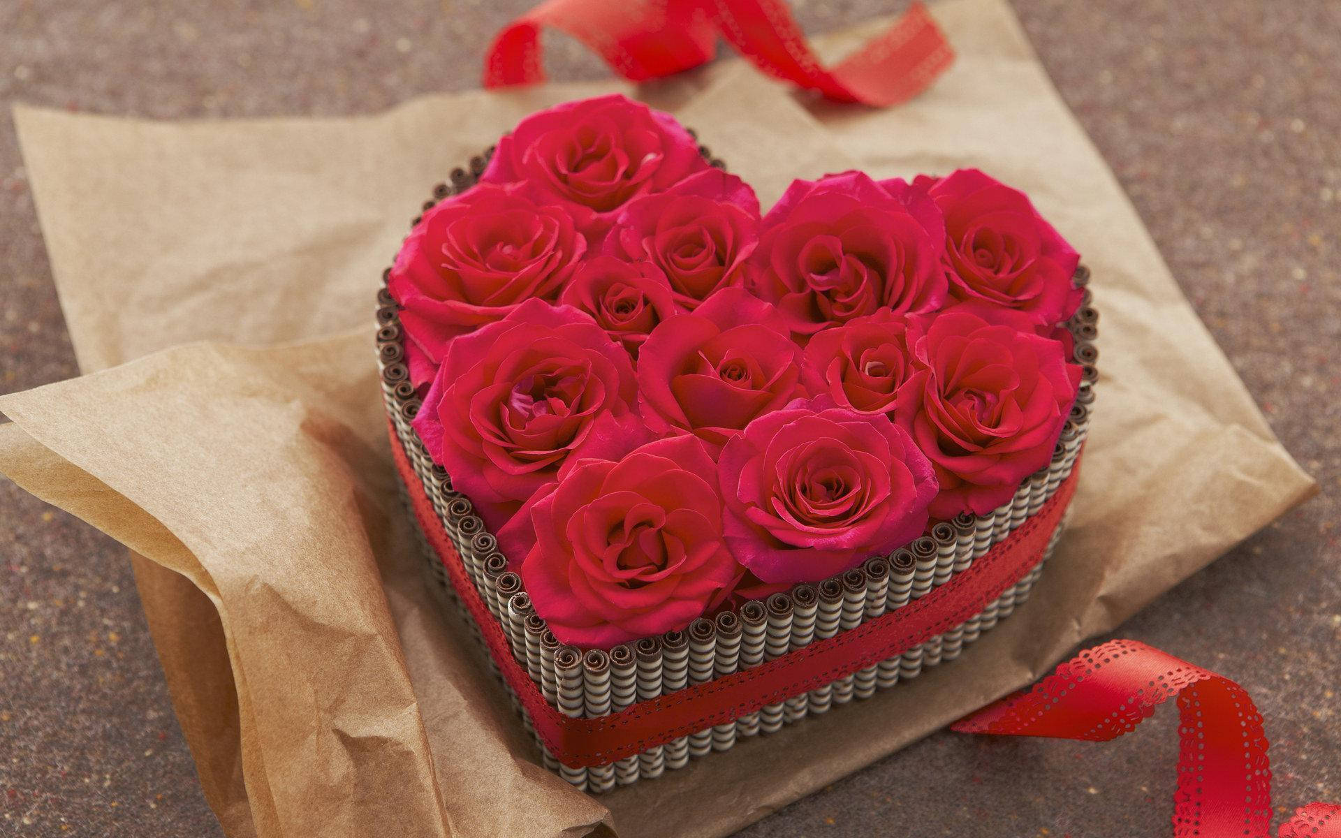 Hjerteformet Romantisk Rose Bundle Wallpaper