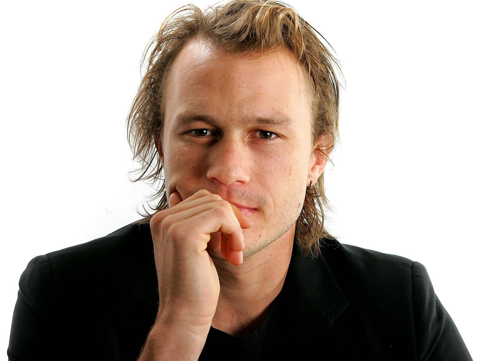 Heath Ledger Classic Photoshoot Background