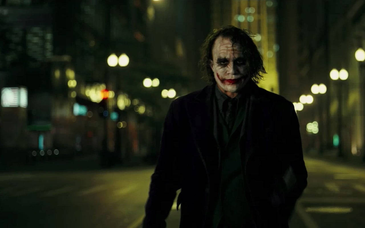 Heath Ledger Joker Batman Movie Scene Wallpaper