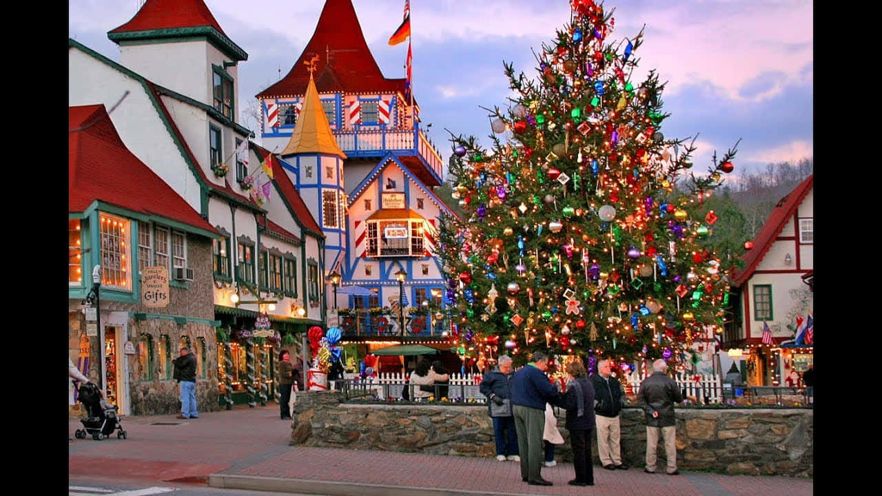 Download A Christmas Tree In A Town Square