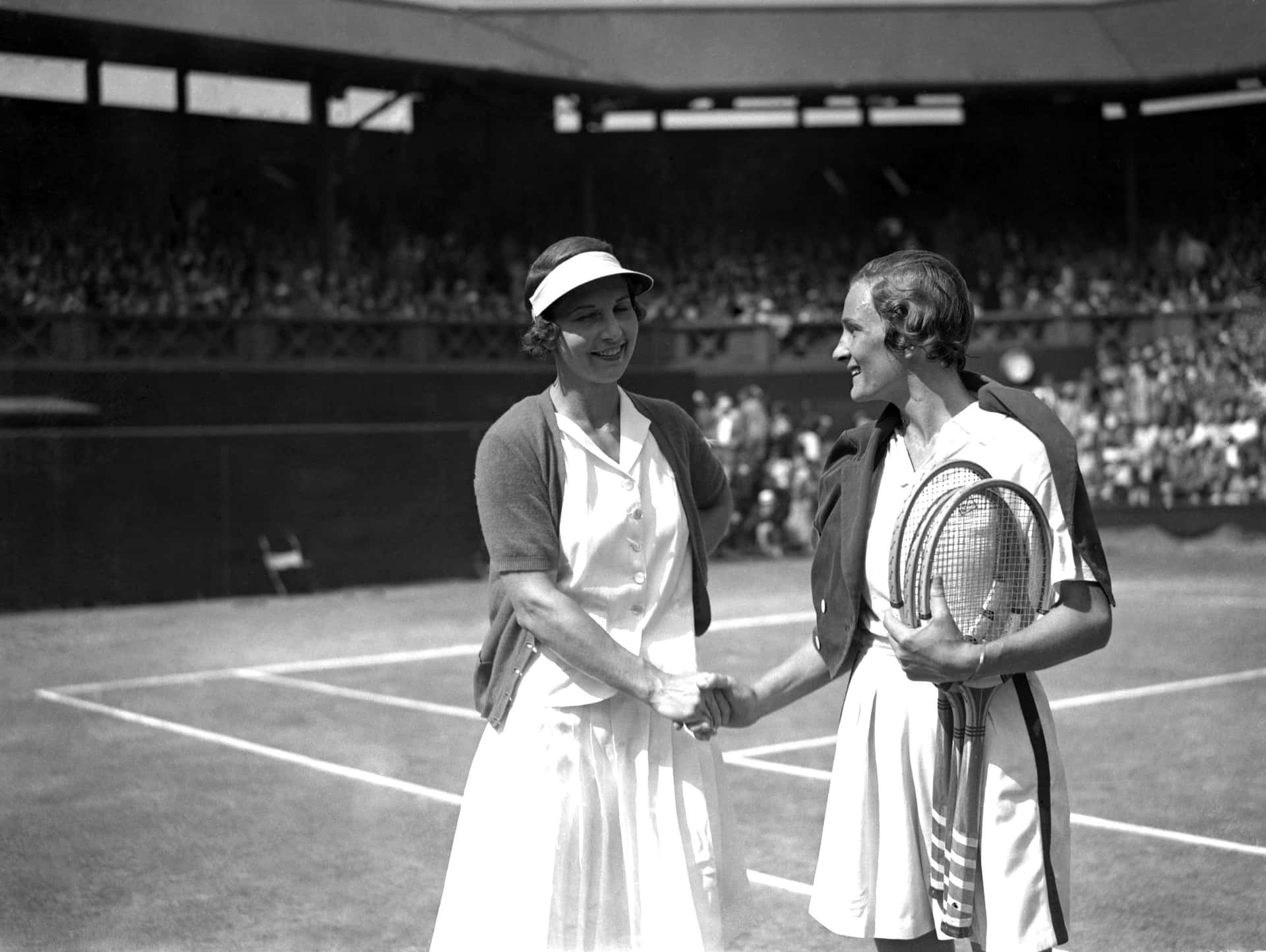 Helenwills Y Helen Jacobs En Wimbledon 1935. Fondo de pantalla