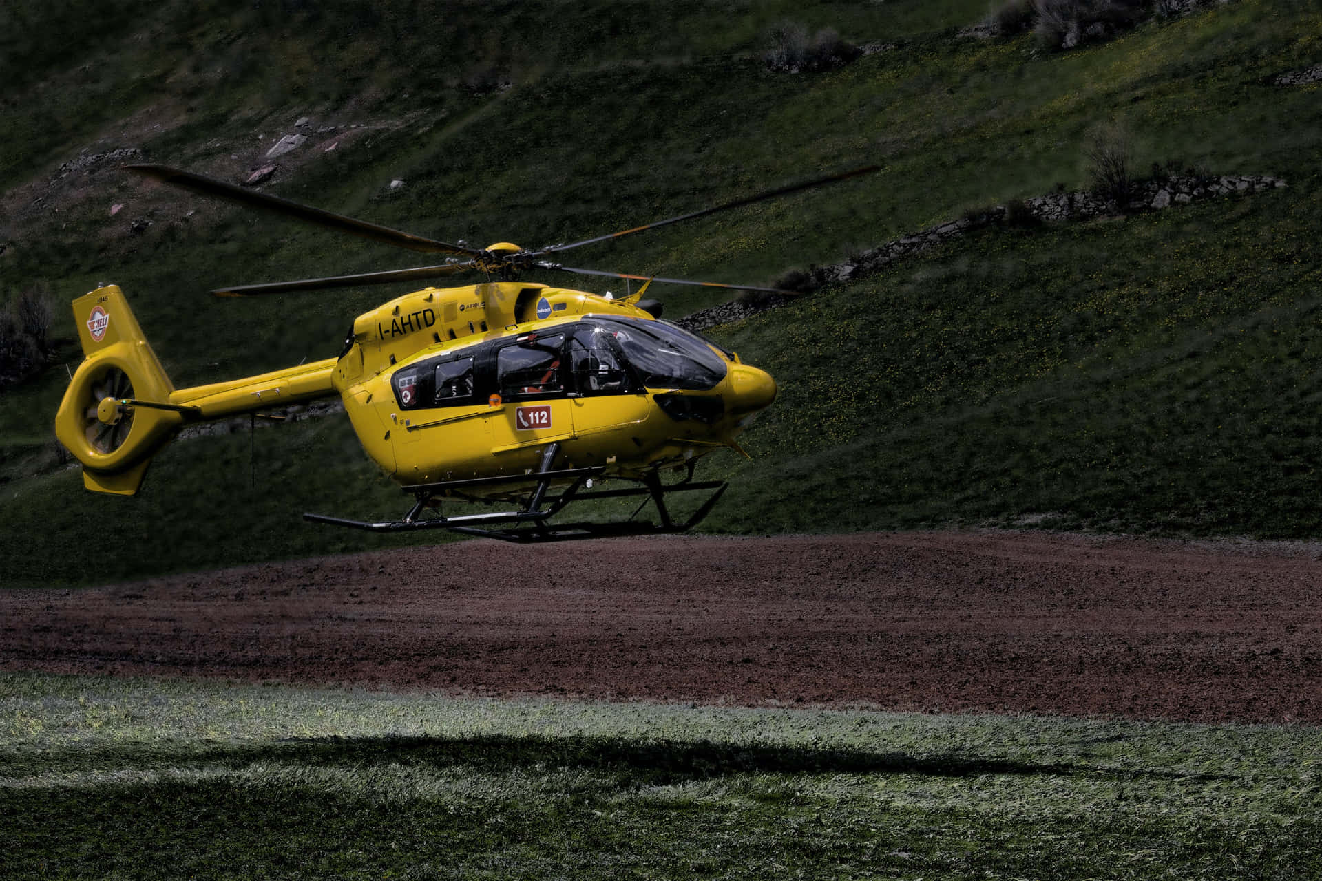 Helikopter3648 X 2432 Bild