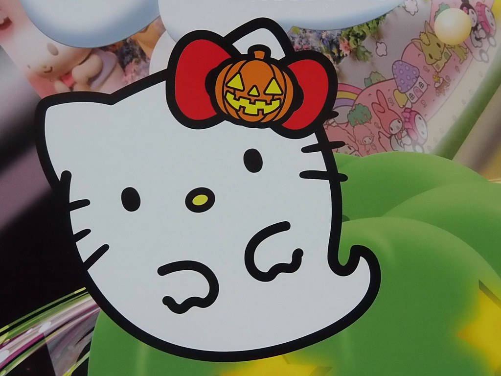 Hello Kitty Halloween White Ghost Wallpaper
