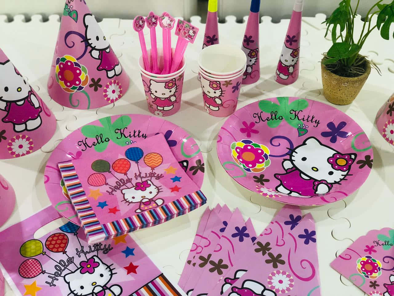 Adorable Hello Kitty Themed Party Decorations Wallpaper