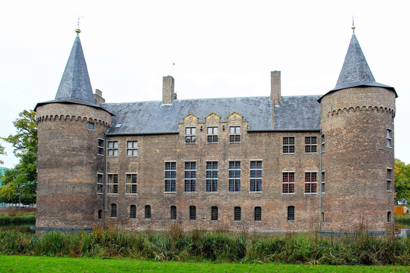 Helmond Castle Netherlands Wallpaper