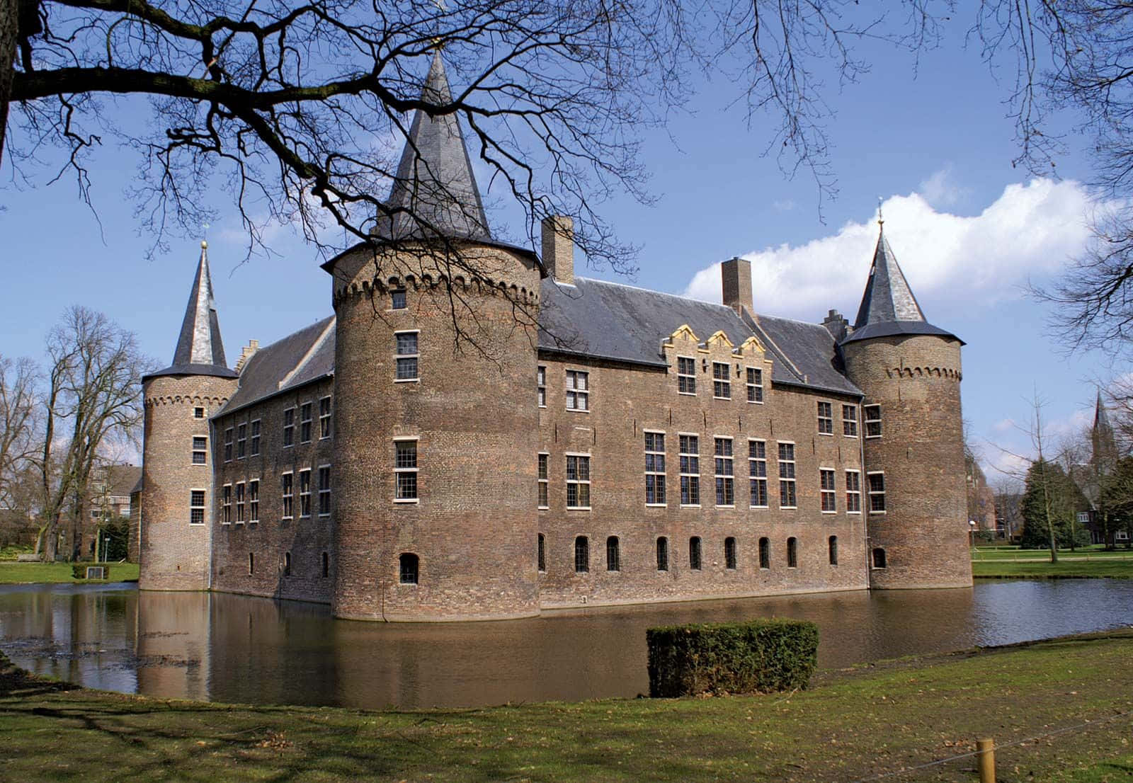 Helmond Castle Netherlands Wallpaper