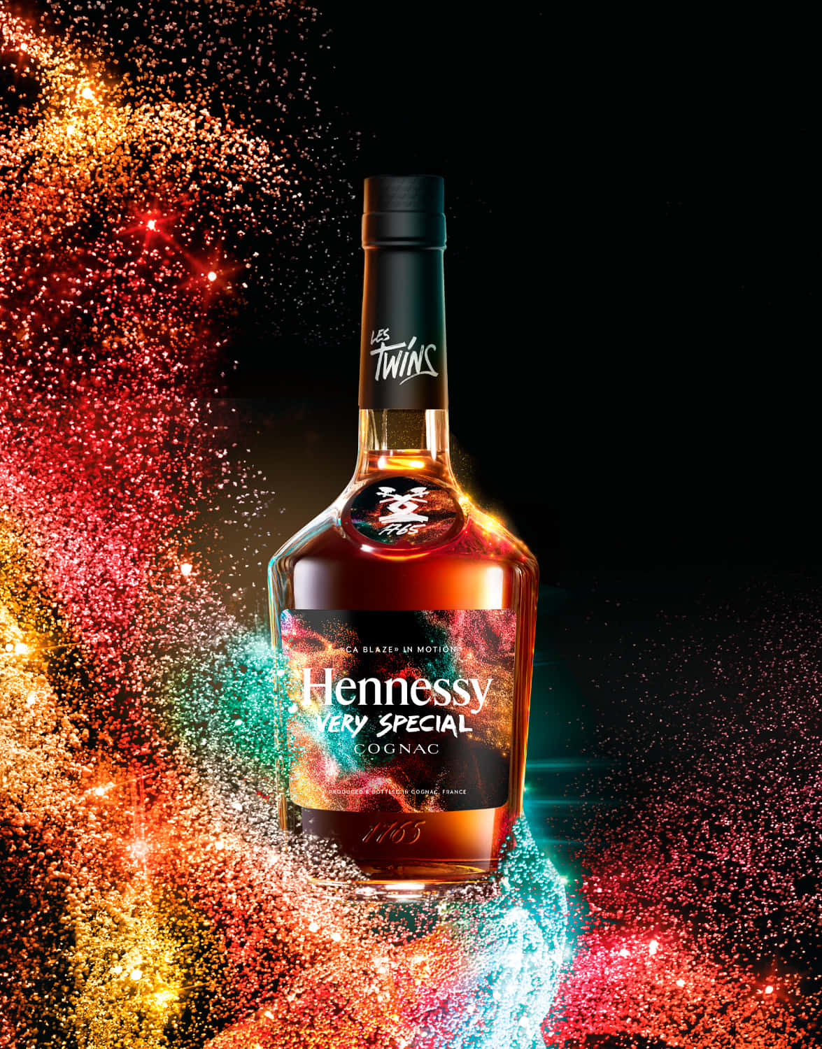 Enflaska Med Hennessy Bourbon Med Färgglada Virvlar Wallpaper