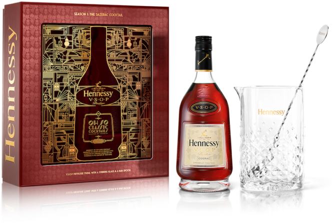 Hennessy V S O P Cognacwith Glassand Stirrer PNG