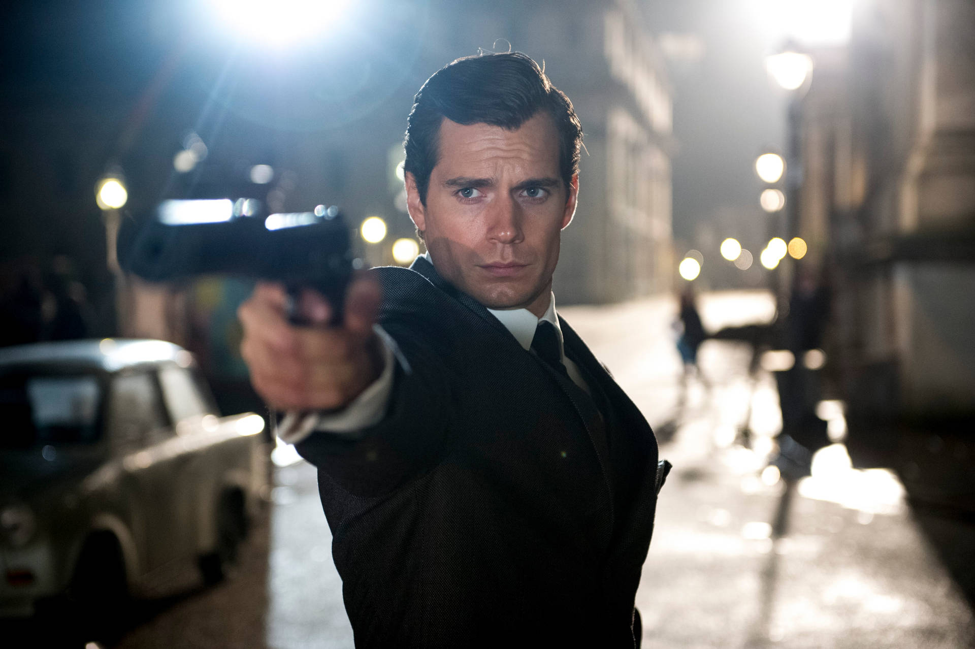 Henry Cavill Playing Agent