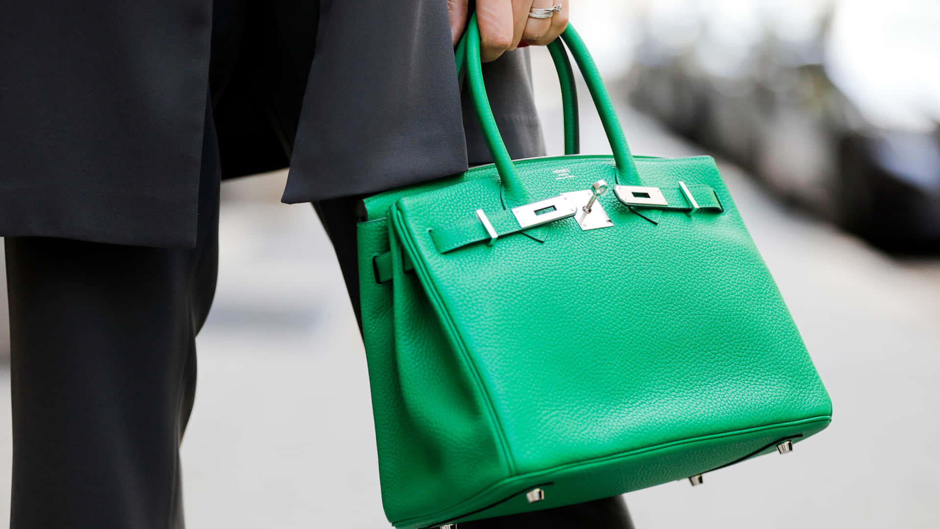 Hermesgreen Birkin Handbag Would Translate To 