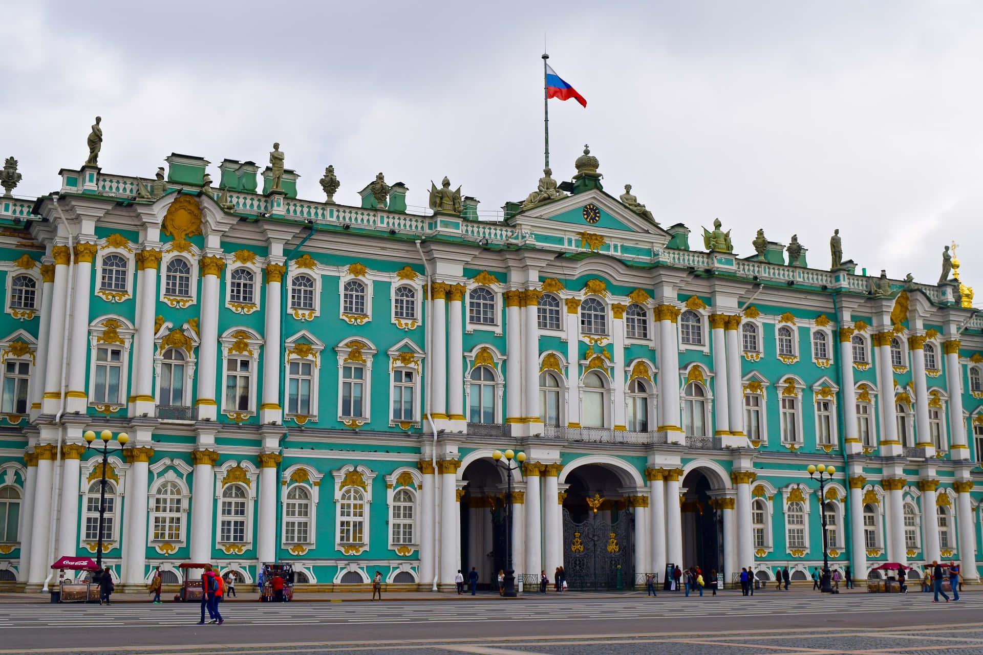 Hermitage Museum Flag On Top Wallpaper