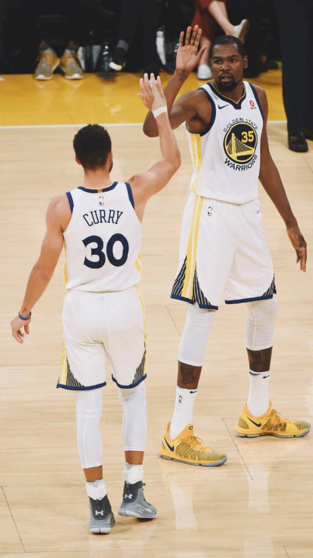 High Five Curry And Kevin Durant Cool Wallpaper
