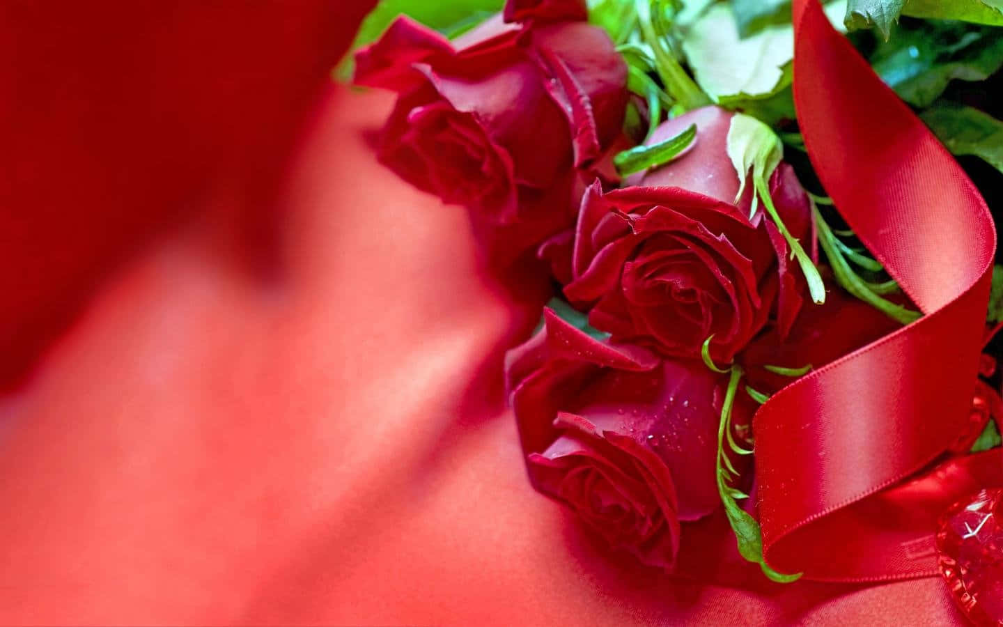 ¡celebrael Día De San Valentín Con Este Romántico Fondo De Alta Resolución!