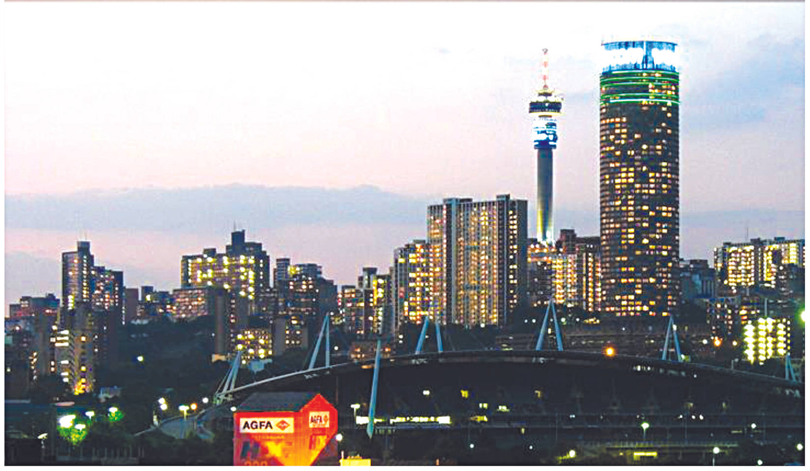 Grattacielidi Grattacieli Del Carlton Centre A Johannesburg Sfondo