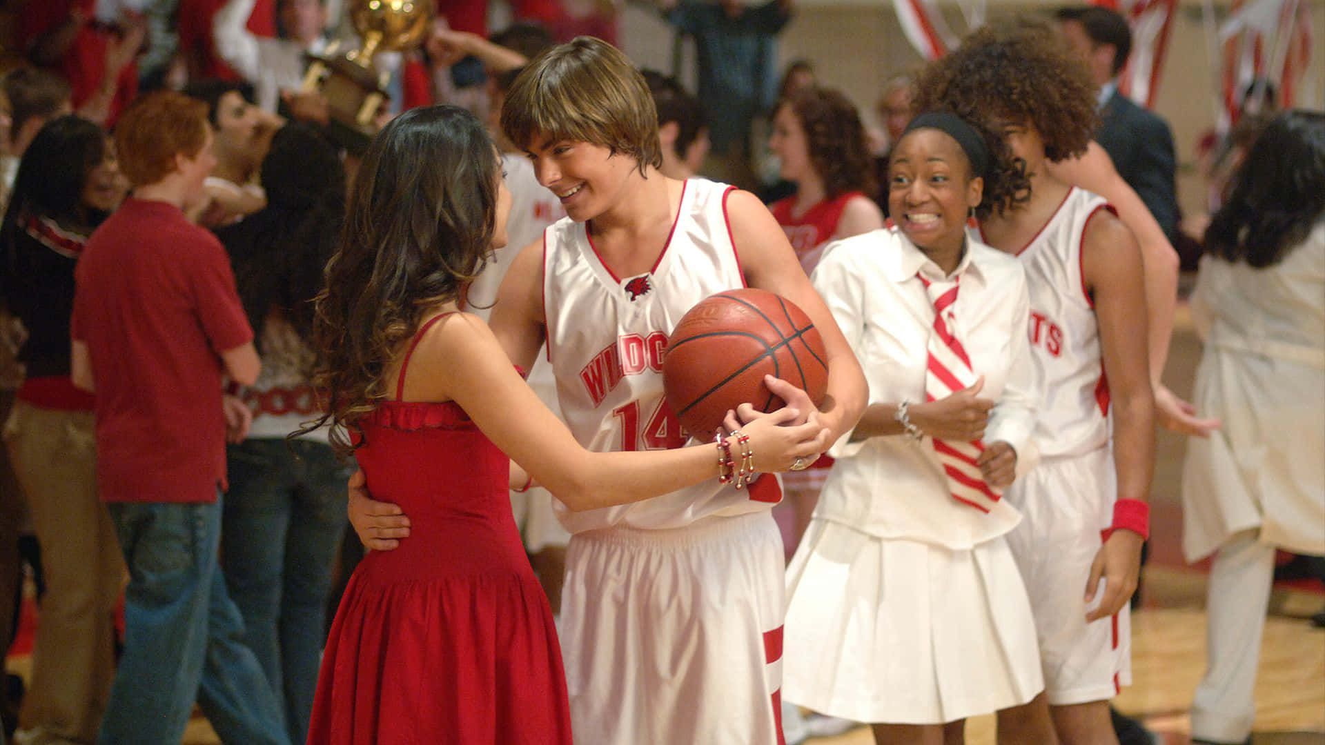 High School Musical cast members unite in song and dance