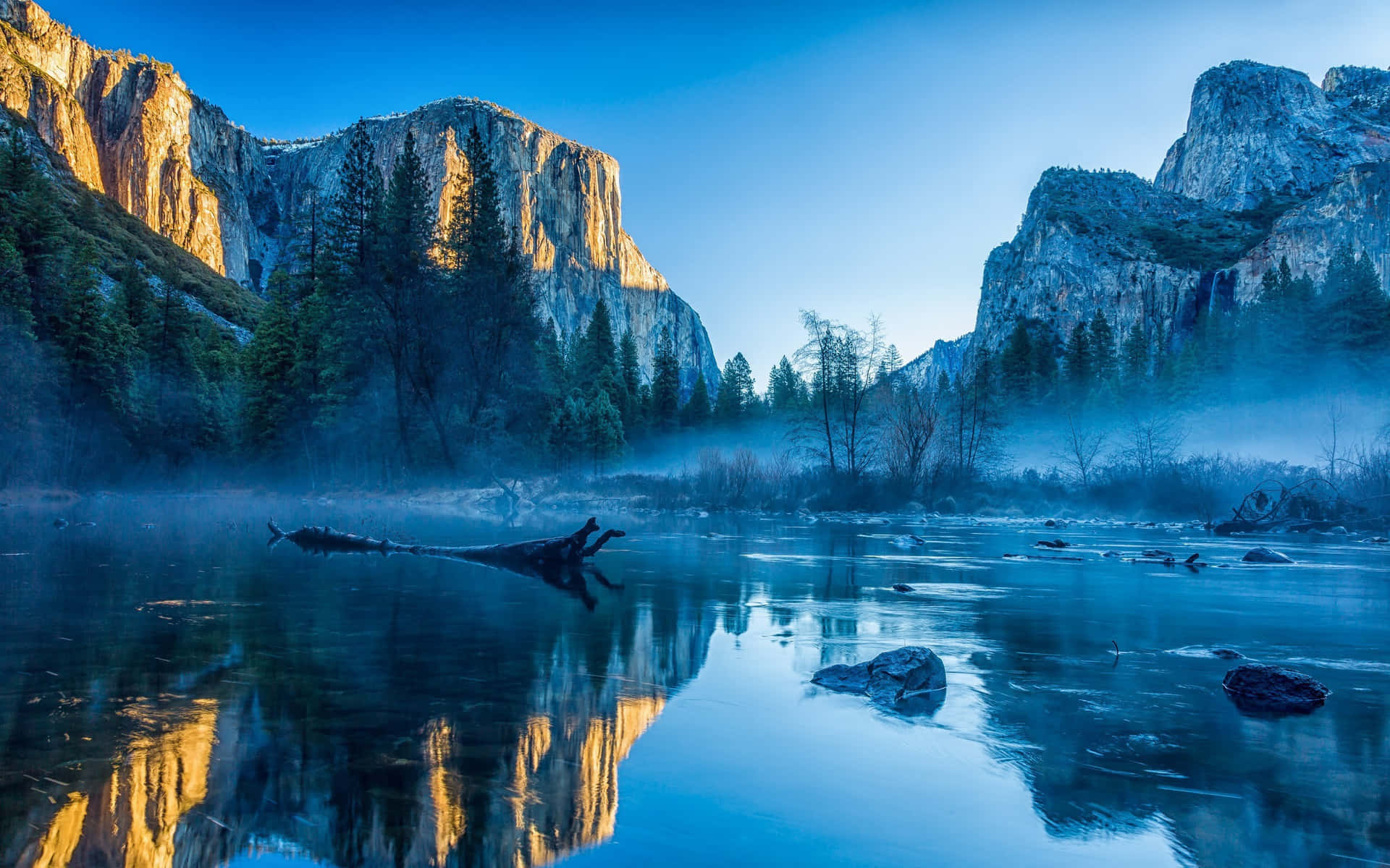 Experience the great outdoors in High Sierra Wallpaper