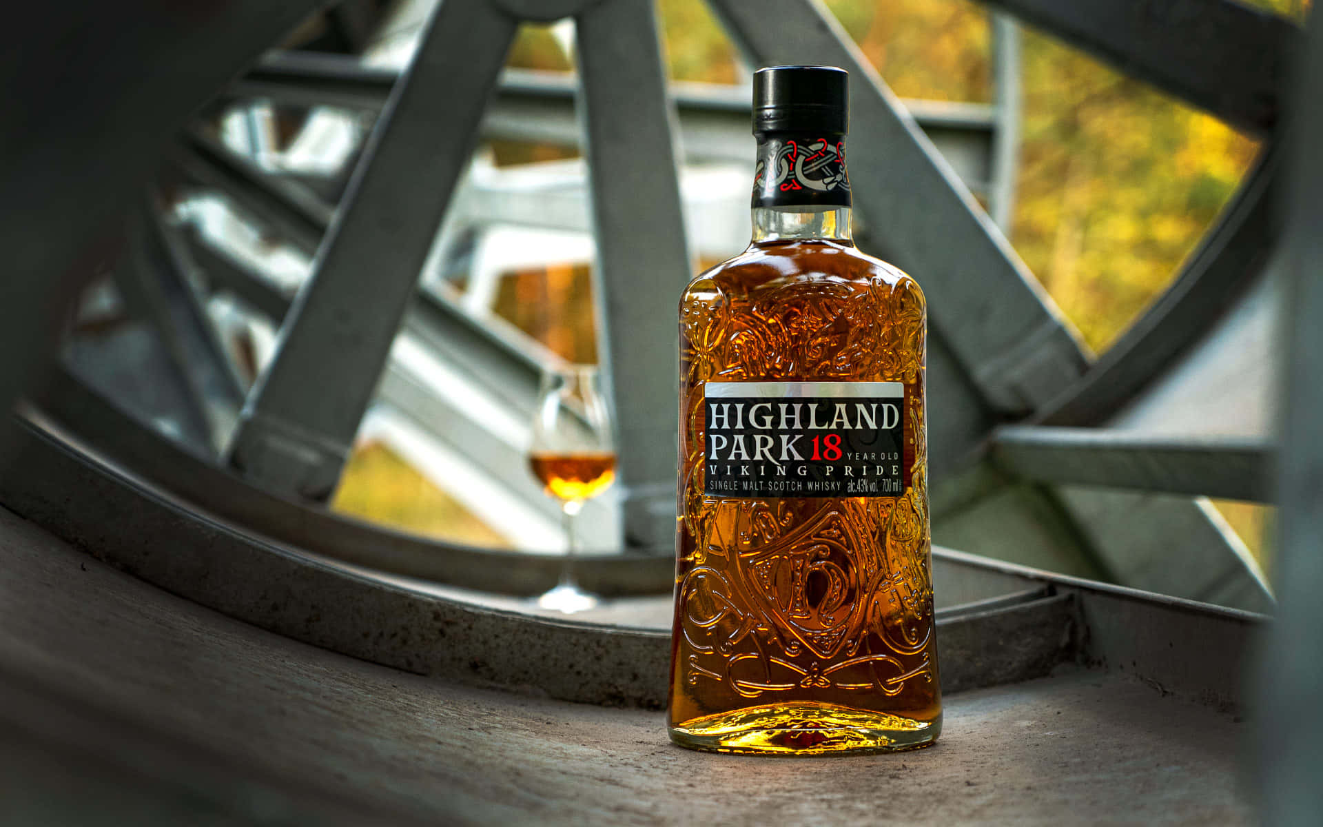 Highland Park Scotch Whiskey Bottle Wallpaper