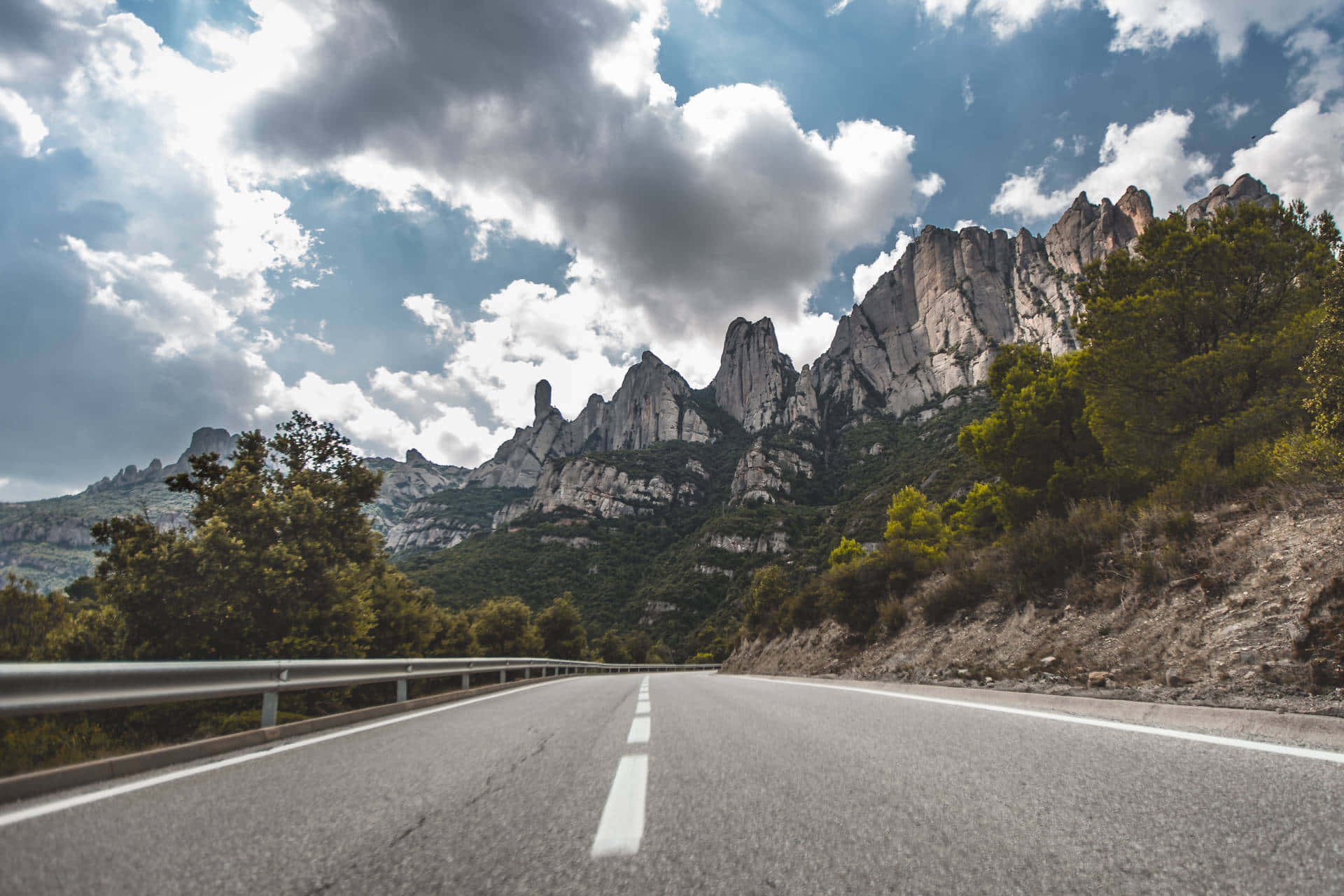 Highway Montserrat Mountain Wallpaper