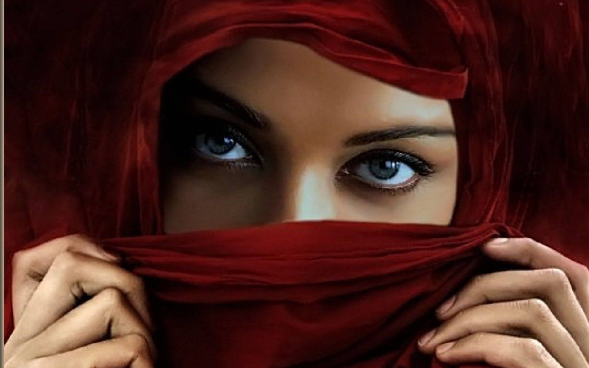 Hijab Girl Gorgeous Eyes Wallpaper